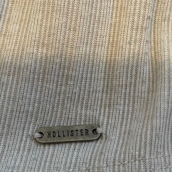 Hollister Tie Front T-Shirt - Picture 5 of 5